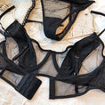 Gallery viewerに画像を読み込む, ブラックシースルーゴールドストラップブラショーツセット