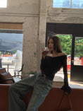 Gallery viewerに画像を読み込む, Vネックオフショルダーヴィンテージトップス