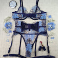 Gallery viewerに画像を読み込む, DEROSSI ダークブルーフラワー刺繍ワイドガーターランジェリーセット ダークブルー セットの平置き背面