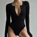 Gallery viewerに画像を読み込む, フロントボタンUネックロングスリーブボディスーツ