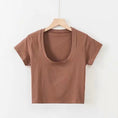 Gallery viewerに画像を読み込む, ディープUネックスリムフィットクロップTシャツ