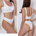 Gallery viewerに画像を読み込む, Low Waist Wire Free Suit Soft Padded Bras Set