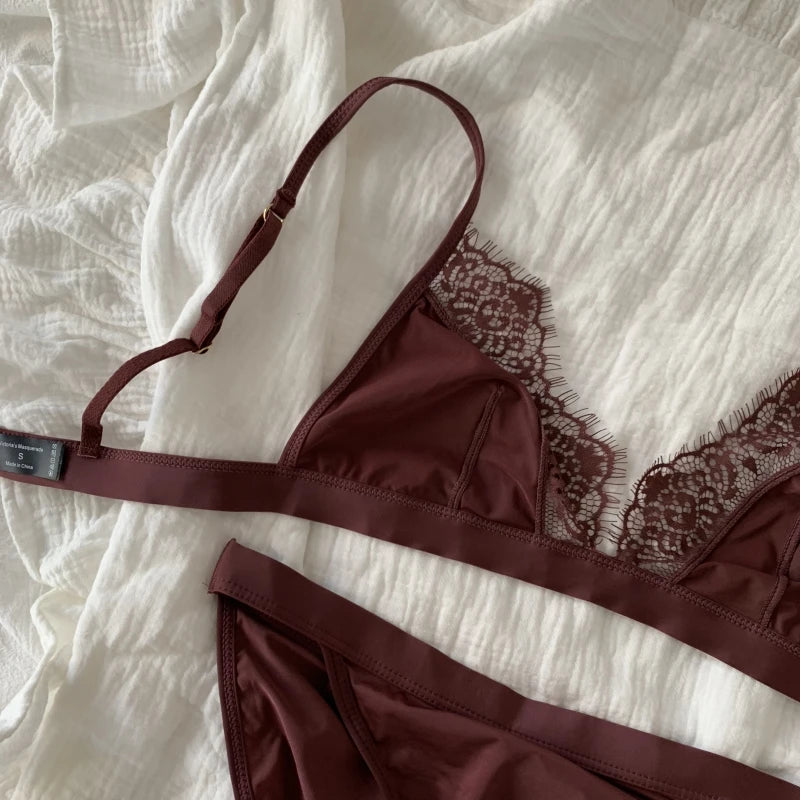 DeRossi アイスシルク アイラッシュレース ノンワイヤー ブラショーツ2SET