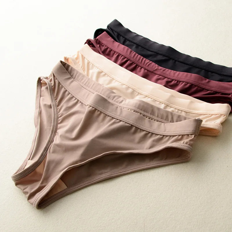 DeRossi アイスシルク アイラッシュレース ノンワイヤー ブラショーツ2SET