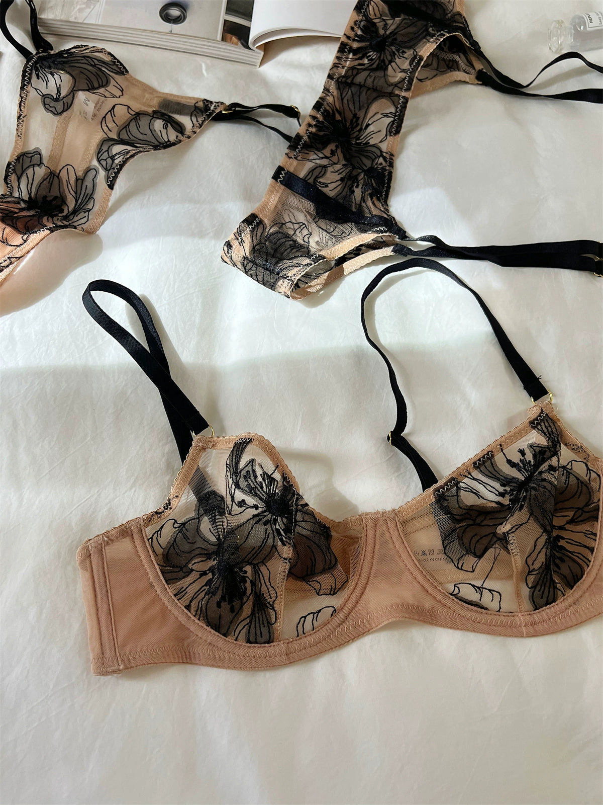 DeRossi ラヴィッシュレースセット ブラガーターショーツ3pcs