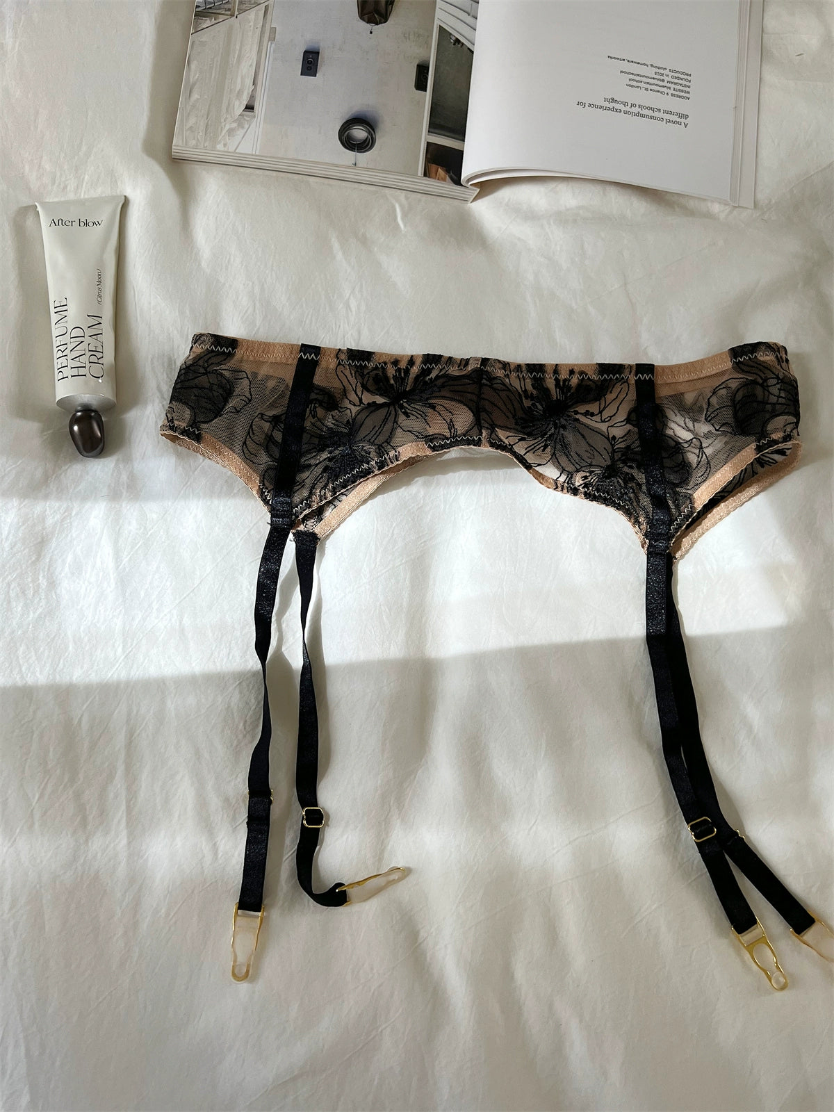 DeRossi ラヴィッシュレースセット ブラガーターショーツ3pcs