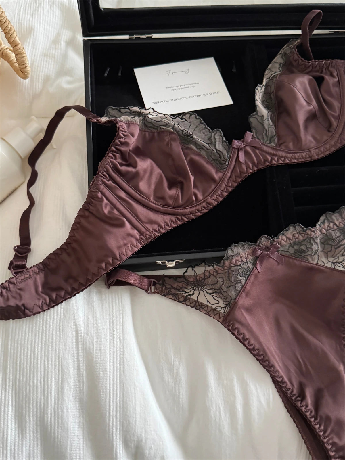 DeRossiパレスサテンレースブラショーツ2Pcs