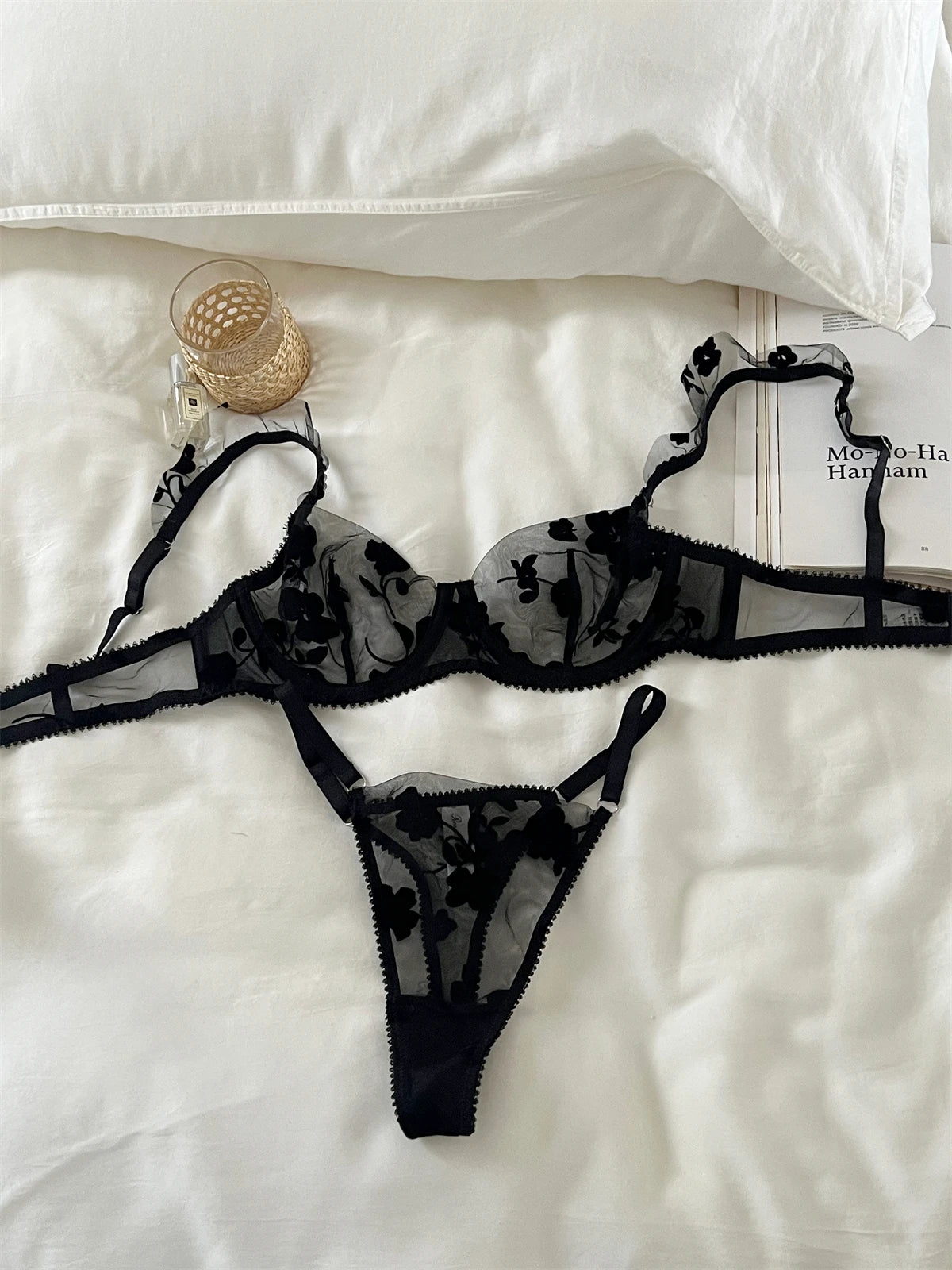 DeRossi ブラックフローラルストラップシースルーレースブラショーツ2set