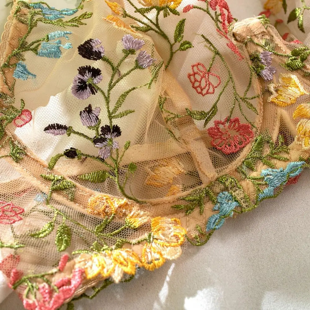 DEROSSI ボタニカル刺繍 ノンワイヤーブラ＆Tバックセット カーキ 商品写真8
