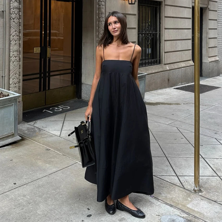 ブラックスパゲティストラップAラインロングドレス