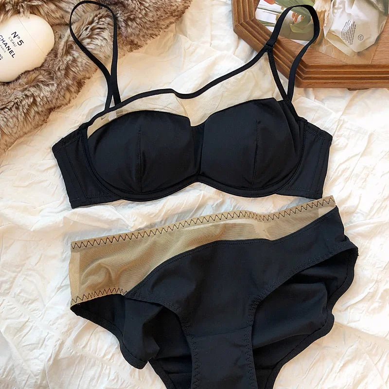 ノワールヴェールベージュコントラストブラショーツセット