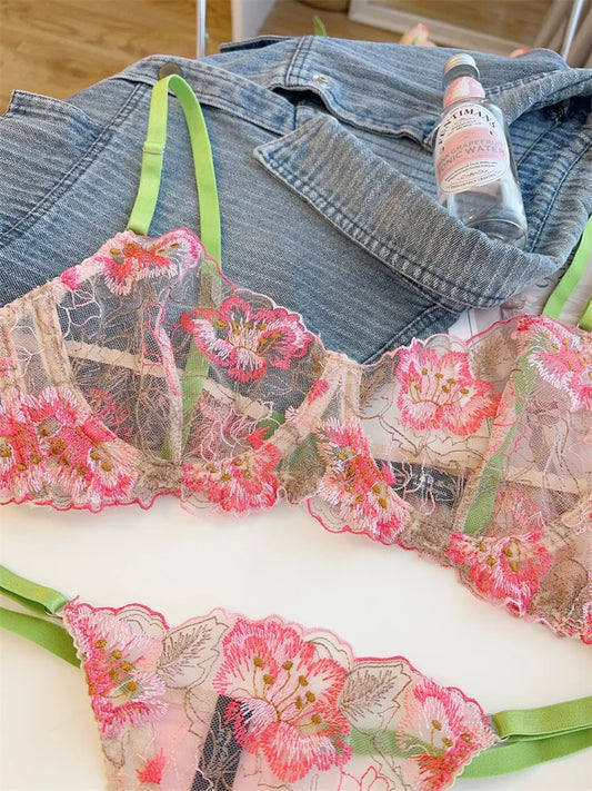 グリーンストラップピンクフローラルレースブラショーツセット