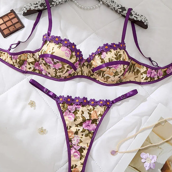 パープルフローラルエンブロイダリーブラショーツセット