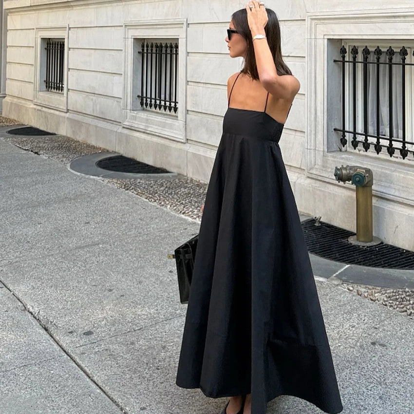 ブラックスパゲティストラップAラインロングドレス