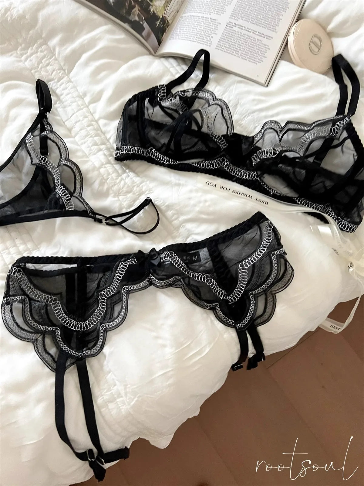 ブラックシルバーラインスリムフィットブラガーターショーツ３セット