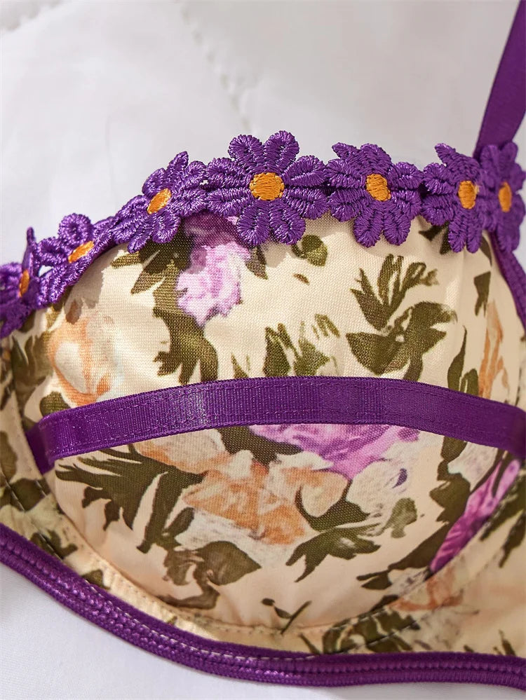 パープルフローラルエンブロイダリーブラショーツセット