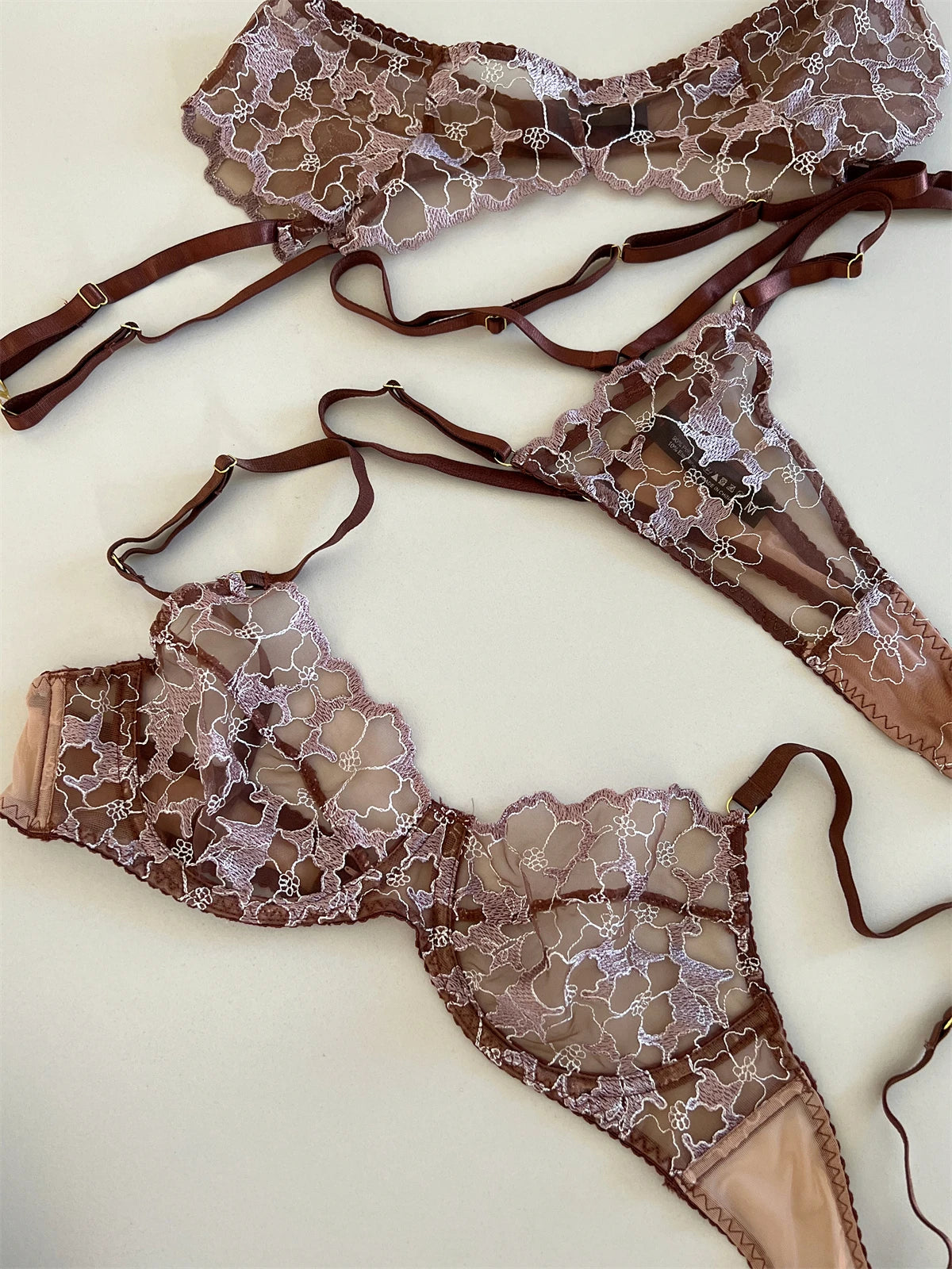 DeRossi ブラウンフローラルエンブロイダリーガーターセットノンワイヤー 3SET