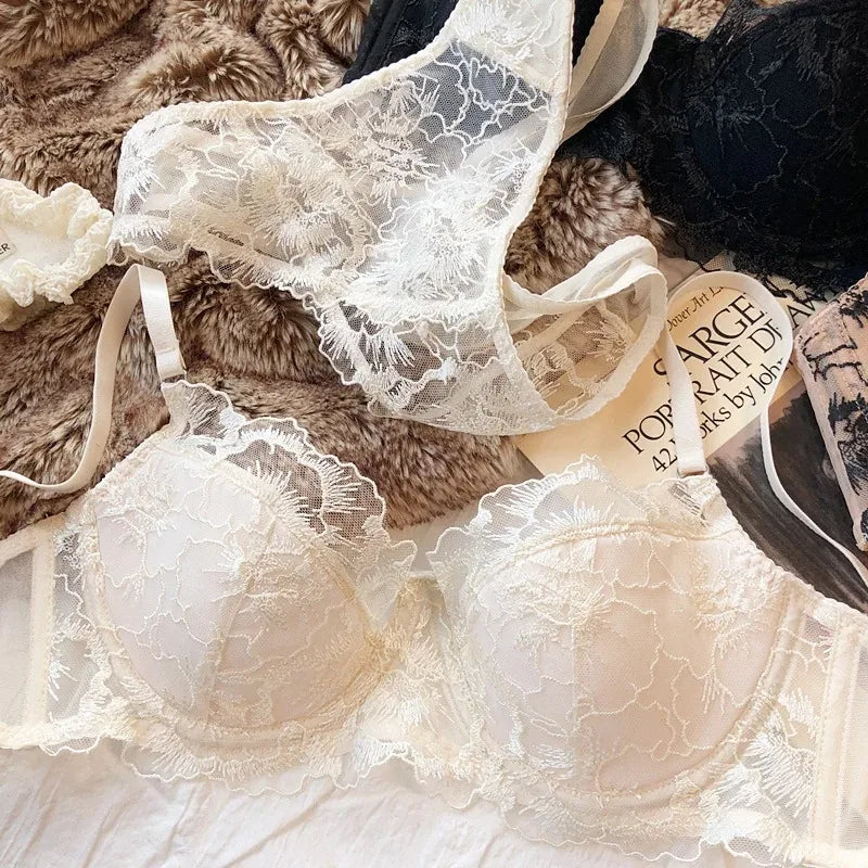 フラワーエンブロイダリー ブラ＆ガーターショーツ3pcs