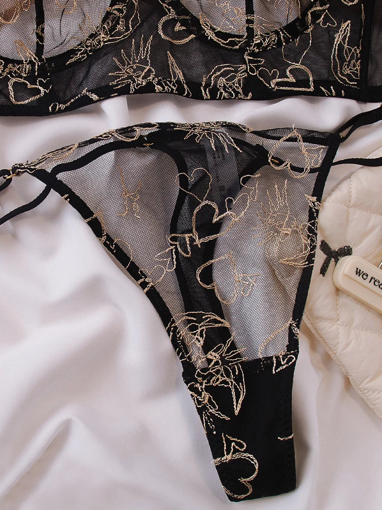 ブラック＆ベージュハートラフスケッチ刺繍ブラショーツセット