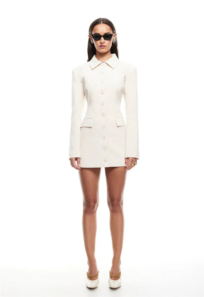 スリムブレザーワンピース（ロングスリーブ・ショルダーパッド付き）