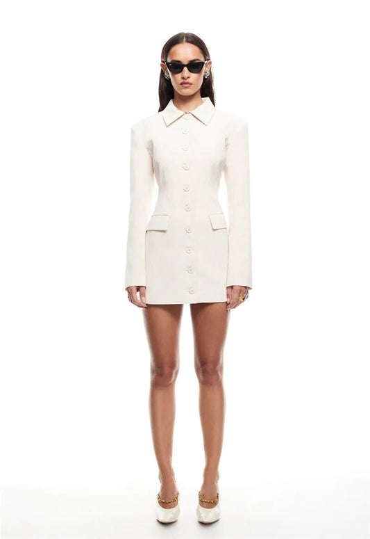 スリムブレザーワンピース（ロングスリーブ・ショルダーパッド付き）