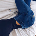 Gallery viewerに画像を読み込む, Blue Jeans Scrunch Bum Leggings Push Up Pants
